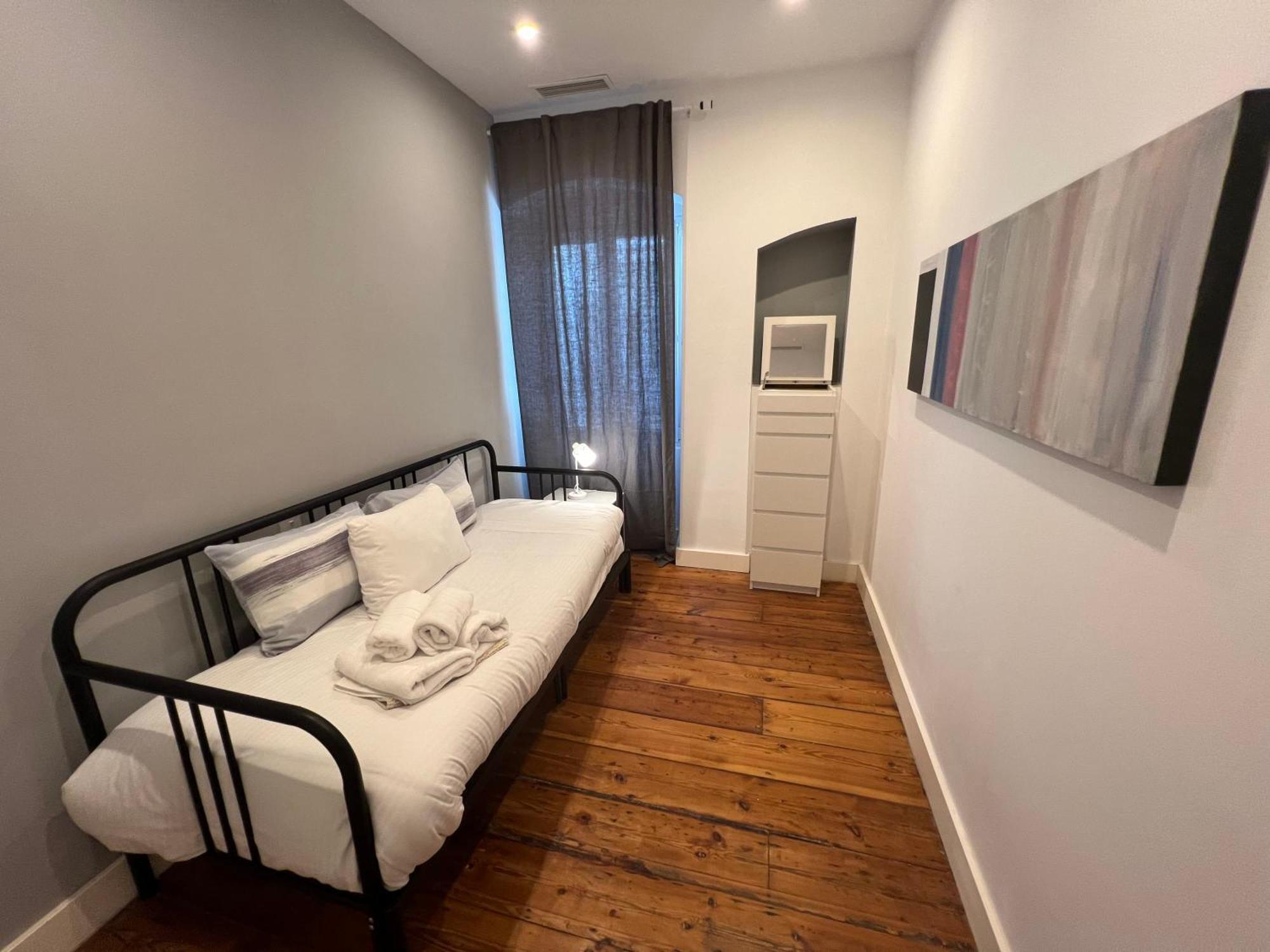 Luxe 2Br Family Oasis In Gibraltar Daire Dış mekan fotoğraf